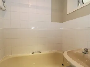 27 Fernhill Heights - Bathroom