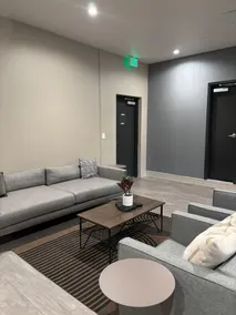 Boutique KTown Stays With Breathtaking Rooftop Views - Lobby sitting area