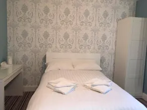The Volunteer Inn - Room