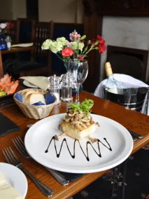 Brook House Inn - Restaurant