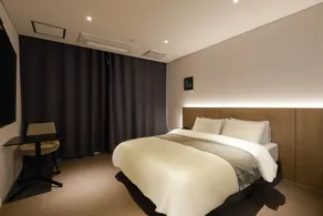 HOTEL AURORA - Værelse
