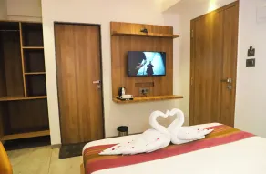 Hotel Aura Inn Airoli ,Digha - Rom