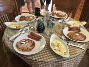 The Levi Deal Mansion Bed & Breakfast - Restaurant