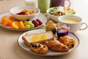 Holiday Inn & Suites Sapporo Odori Park by IHG - Restaurant
