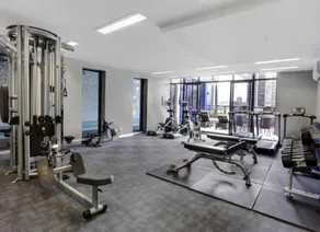 Southbank Apartment with Skyline View: 5-Min Walk to CROWN Casino - Fitnessbereich