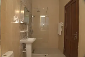 Alfa Boutique Hotel - Bathroom