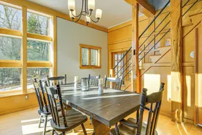 Near Skiing & Hiking: Quiet Home in West Wardsboro - Interiör