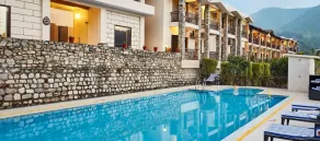 Sterling Riverview Jim Corbett - Pool