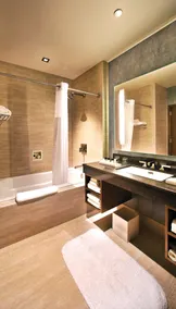 Isleta Resort & Casino - Bathroom