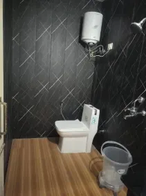 MahaGauri Hotel & Resort - Bathroom