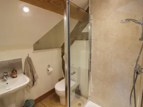 Grove Farm - Bathroom