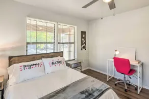 Lovely Historic Fort Worth Home w/ Deck - Interiör