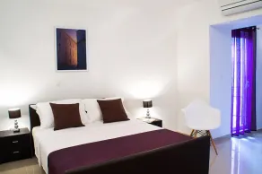 Split Allure Apartments - Quarto
