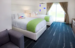 The Salty Mermaid Oceanfront Hotel - Chambre