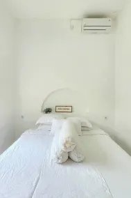 Floraison Living Villa Yogyakarta - Zimmer