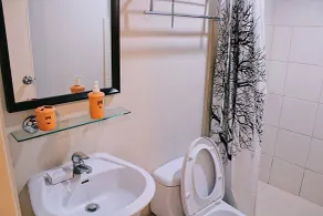 2412T2 Avida Towers Cebu IT Park 1BR Unit Queen Bed - Badeværelse