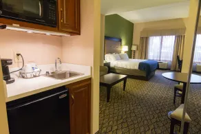 Holiday Inn Express and Suites Winchester by IHG - Chambre