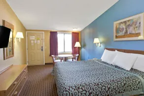 Days Inn by Wyndham Lawrenceville - Chambre