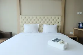 Good Choice Studio Apartment At Tamansari La Grande - Chambre