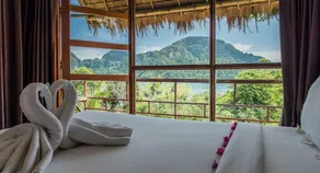 Phi Phi Sea Sky Resort - Room