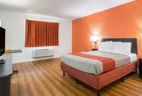 Motel 6-Prospect Heights, IL - Room