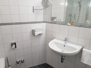 Anor Hotel & Conference Center Frankfurt Airport - Bathroom