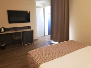 Astra Hotel - Chambre