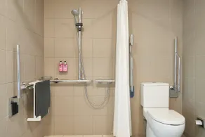 Moxy Southampton - Baño