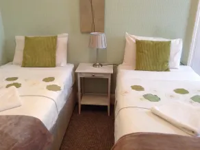 Citadel House Hotel - Habitación