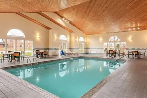Country Inn & Suites by Radisson, Ames, IA - Piscine