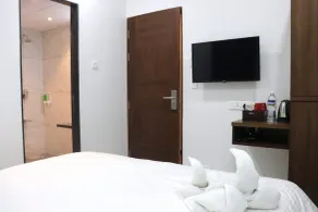 Sharman Suites - Room