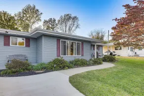1/2 Mi to Creation Museum: Home w/ Large Yard! - Interiör