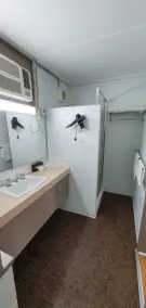 Morwell Parkside Motel - Bathroom