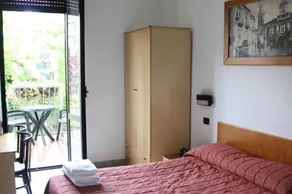 Hotel Paola - Rum