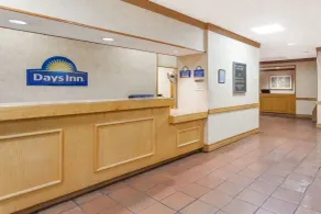 Days Inn by Wyndham Seguin TX - Lobby