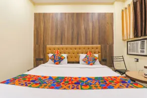Townhouse Jayati Oasis Inn - Chambre