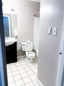 APM Inn & Suites - Salle de bain