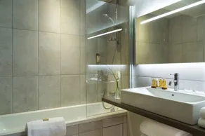 Hôtel L'Héliopic Sweet & Spa - Salle de bain