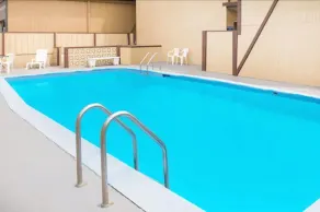Travelodge by Wyndham Terre Haute - Piscine