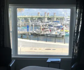Historic Waterfront Marion Motor Lodge in downtown St Augustine - Vue de la chambre