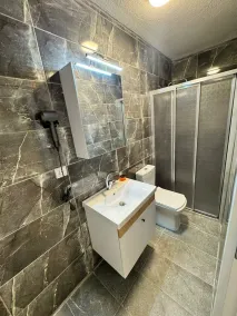 QLİNE HOTEL AİRPORT SaW - Baño