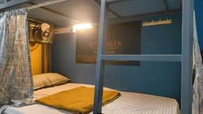 Sinhassan 104 Dormitory Hostel - Room