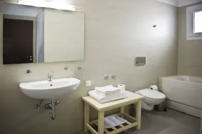 Tsakanos Home - Salle de bain