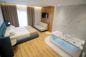 Hotel Strora - Zimmer