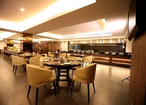 Shravanti Sarovar Portico Bengaluru - Restaurant