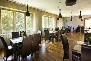 Willa Zameczek - Restaurant