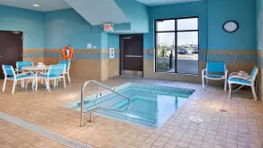 Holiday Inn Hotel & Suites Edmonton Airport Conference Centre by IHG - Piscine