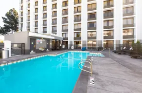 Holiday Inn San Jose-Silicon Valley by IHG - Piscina