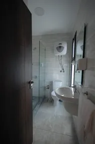 Royal Inn Residence New Cairo - Bathroom