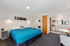 Knightsbridge Court Motor Lodge - Chambre